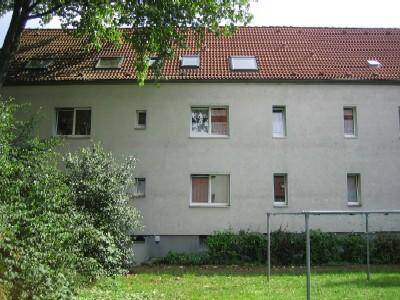 Großzügige 3-Zimmer-Dachgeschosswohnung wartet auf SIE! – Gelsenkirchen – Vorschaubild 2
