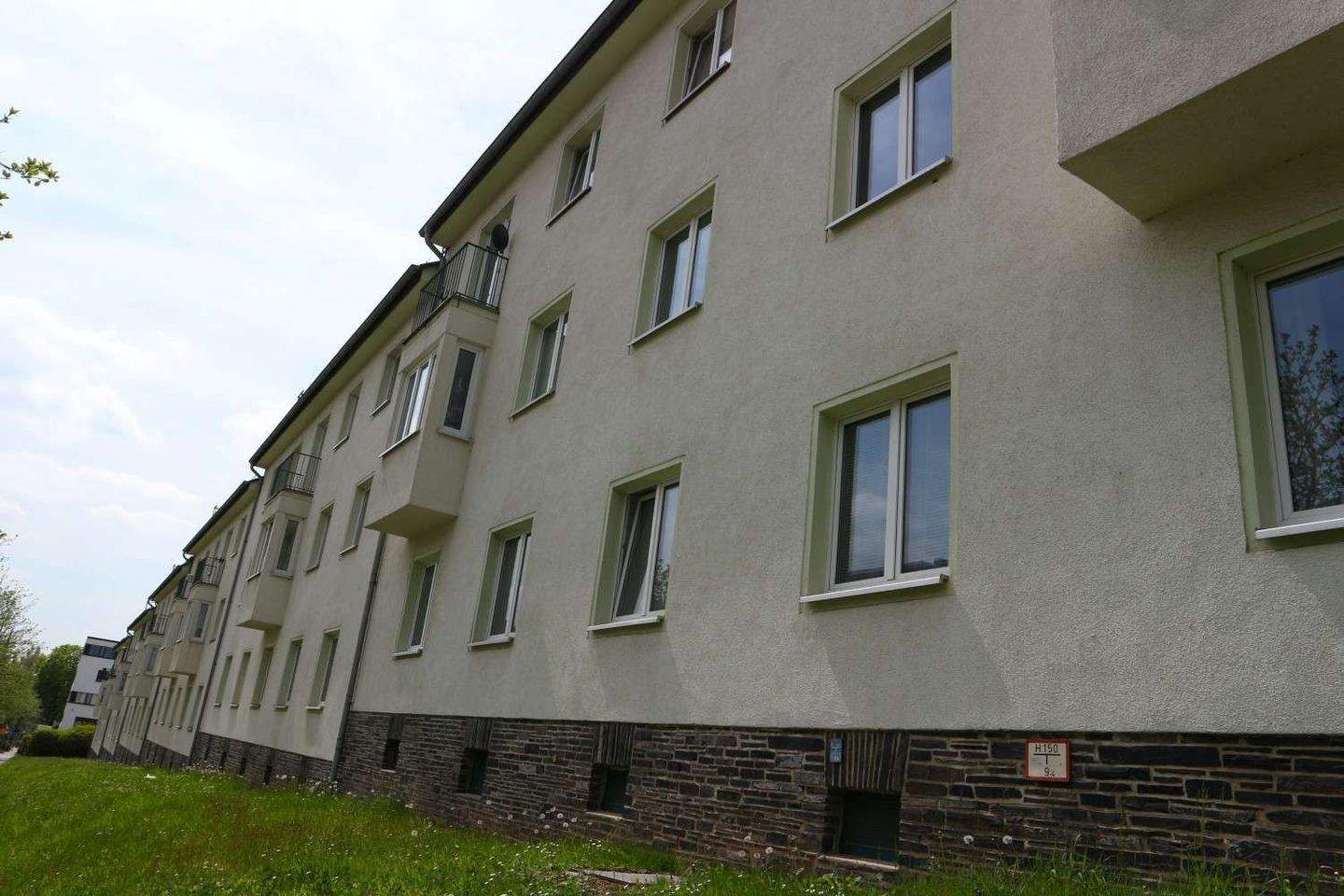 Modernes Laminat - frei ab 1.2.26 - große Küche – Chemnitz – Vorschaubild 4