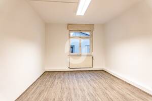 Großzügige Wohnfläche - ideal für Wohngemeinschaften – 70372 Stuttgart – Vorschaubild 6