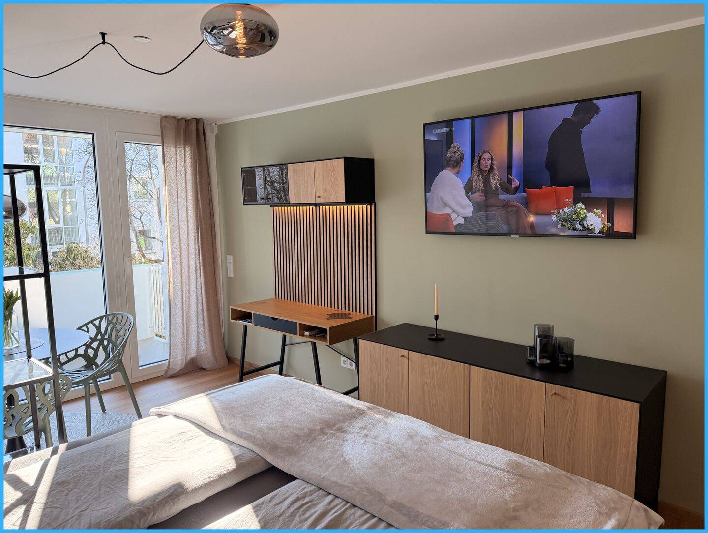 Luxuriöses, neu möbliertes Appartement - direkt bei der BMW FIZ-Windkanal - großer Balkon – München – Vorschaubild 5