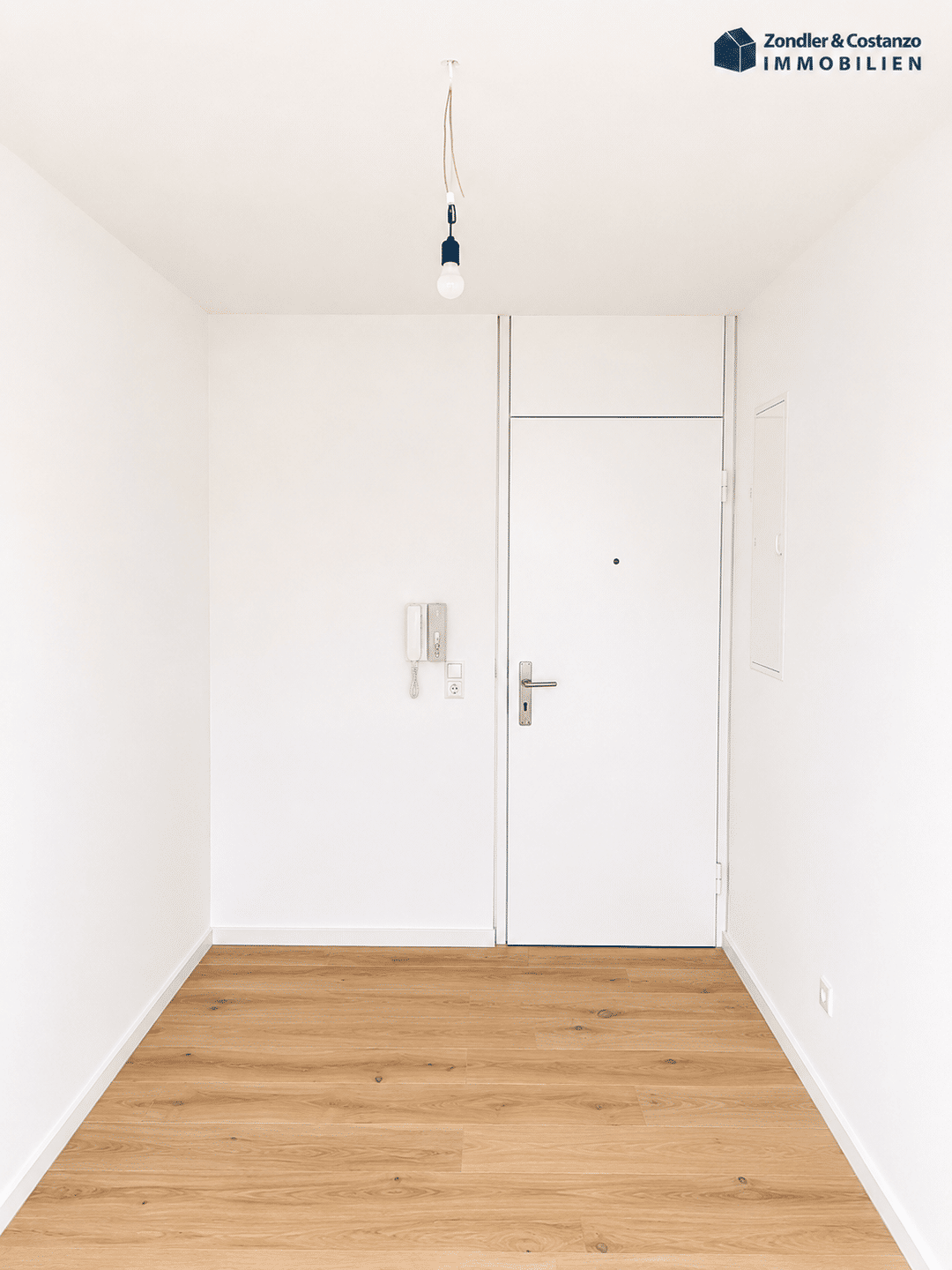 EINZIEHEN UND WOHLFÜHLEN: Sanierte, schöne 3-Zi.-Whg mit Loggia + TG-Stpl. in S-Sillenbuch * – Stuttgart – Vorschaubild 7
