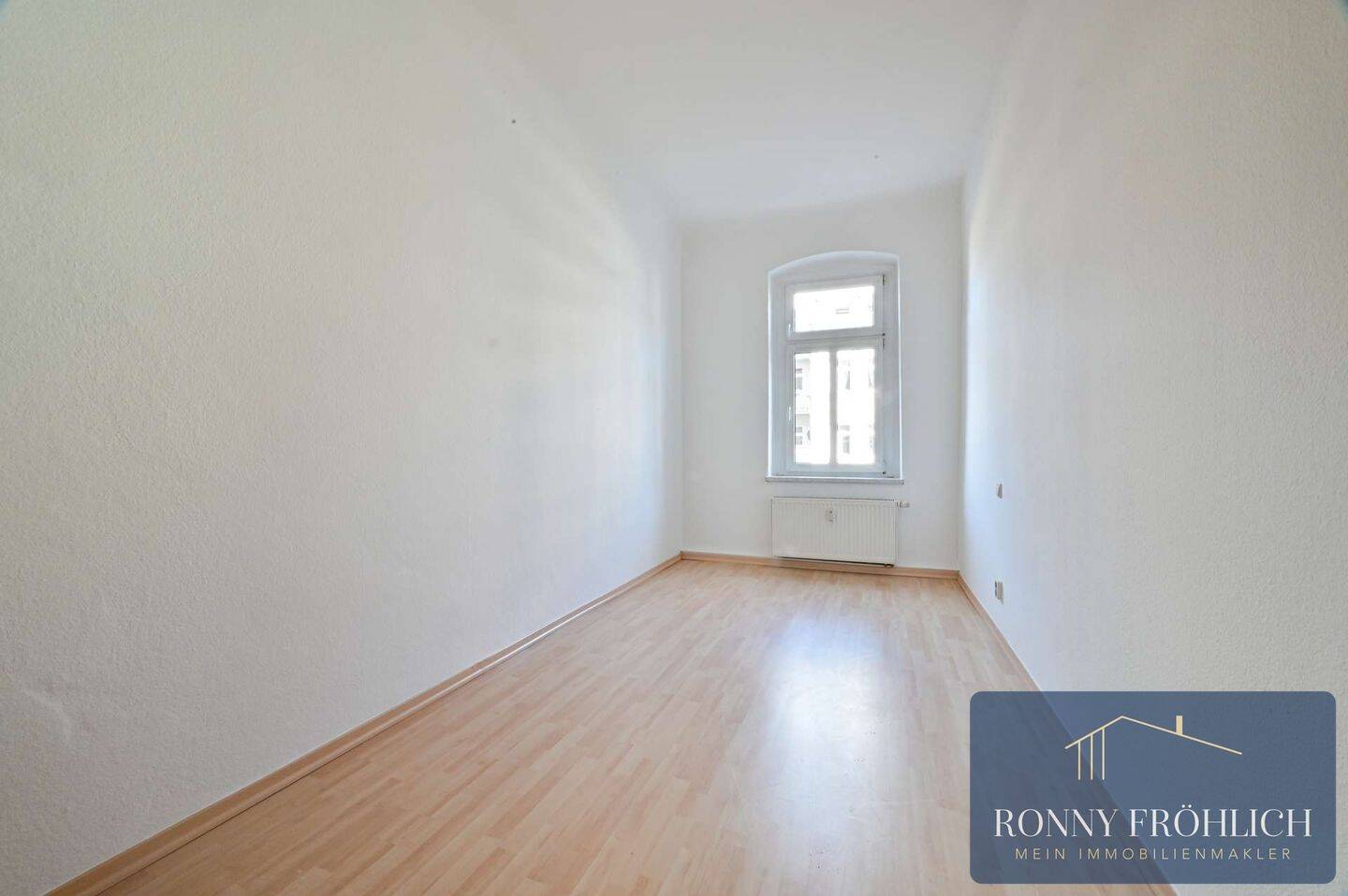 Helle 2-Raum-Wohnung mit Balkon, Tageslichtbad und Einbauküche in Altendorf – Chemnitz – Vorschaubild 6