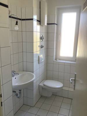 Ansprechende 3-Zi.-Wohnung mit Balkon in zentraler Lage – 33607 Bielefeld – Vorschaubild 4