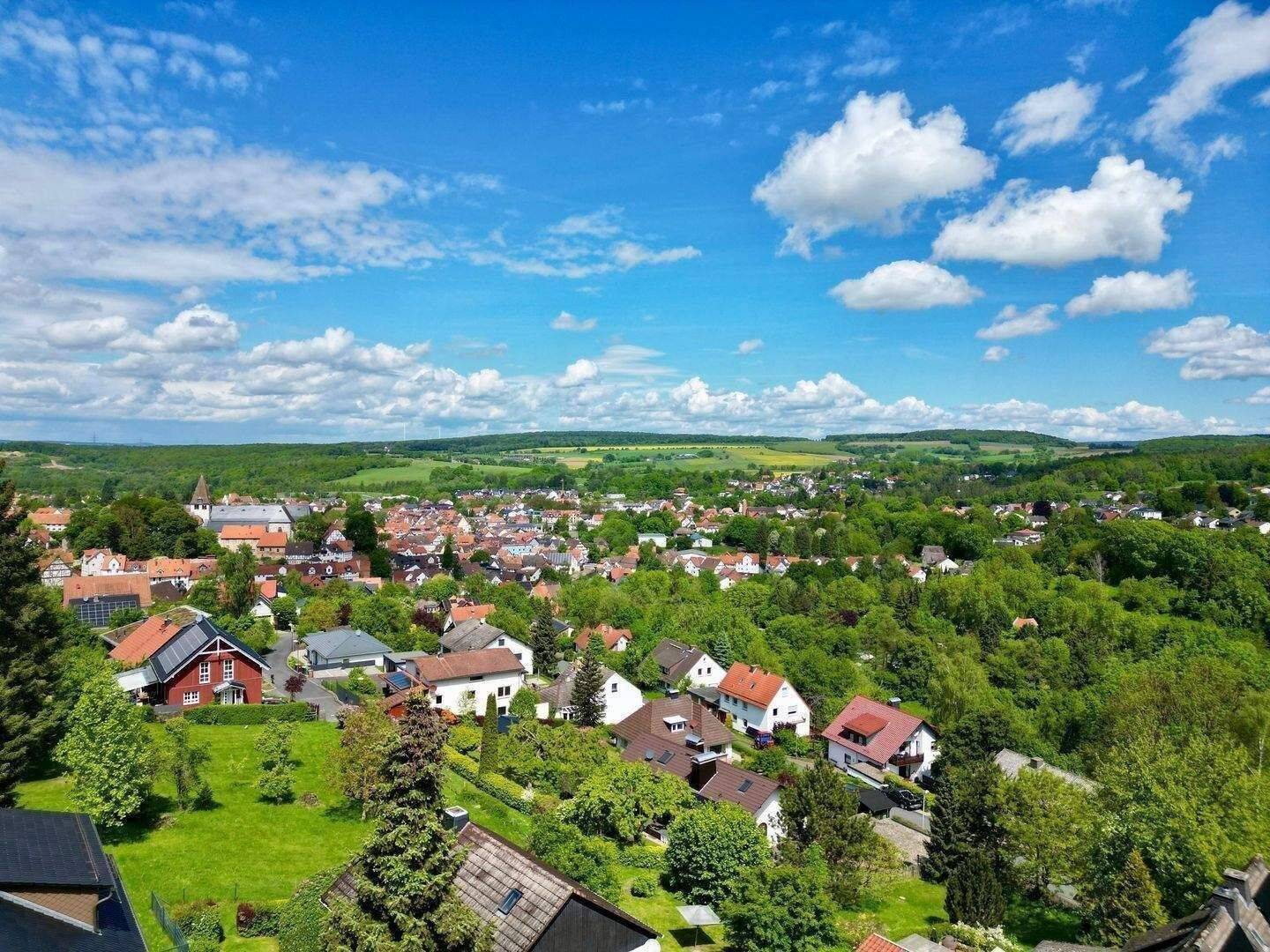 Einzigartiges Anwesen mit Traumgrundstück und Fernblick über Kaufungen – Kaufungen – Vorschaubild 2