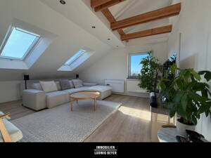 Moderne drei Zimmer Dachgeschosswohnung – 85055 Ingolstadt – Vorschaubild 2