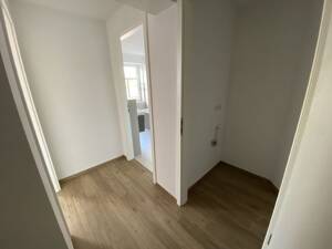 Projektierte 4-Zimmerwohnung mit EBK und großem Balkon und Fußbodenheizung zu vermieten! – 39112 Magdeburg – Vorschaubild 8