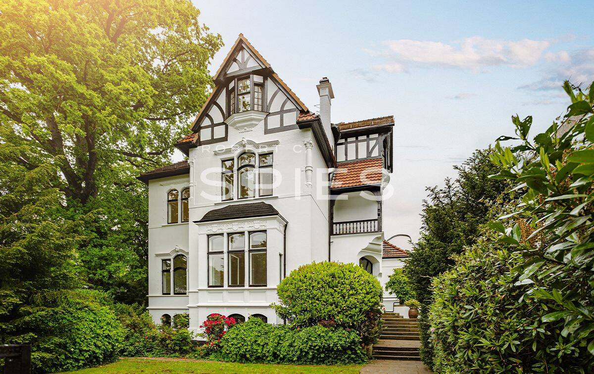 Hochwertig sanierte Bürovilla am Bremer Bürgerpark