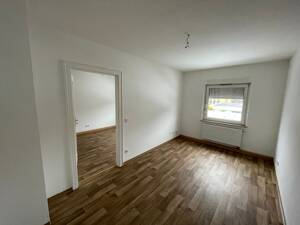 Attraktive 2-Zimmer-Wohnung im 2. OG mit Abstellraum in Glockenhof, Nürnberg! – 90478 Nürnberg – Vorschaubild 4