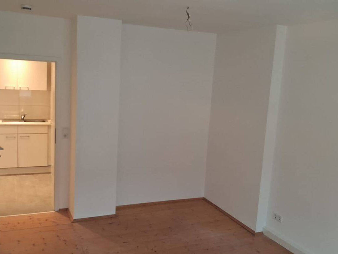 Ab sofort!! helle frisch saniertes Apartment mit Einbauküche 3.OG zu vermieten – Wuppertal – Vorschaubild 5