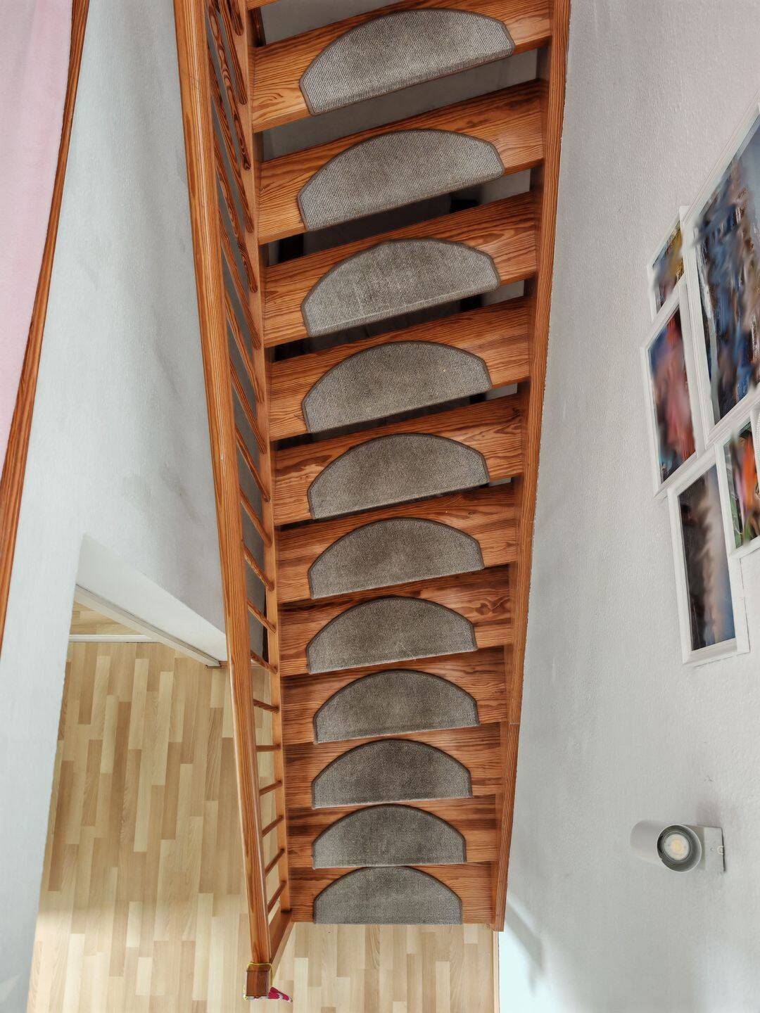 Attraktive Kapitalanlage in Magdeburg Vermietete 4-Zimmer-Maisonette mit Balkon Aufzug & Stellplätzen – Magdeburg – Vorschaubild 8