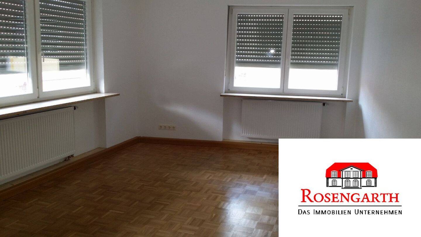 Top sanierte 4 Zimmer Wohnung**WG möglich**
