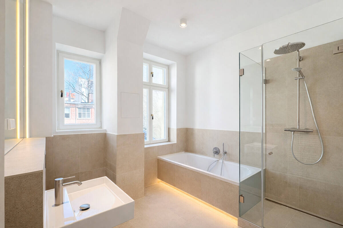 Traumhafte 4-Zimmer-Altbauwohnung mit kleinem Balkon am Schustehrusspark! RENOVIERT & BEZUGSFREI! – Berlin – Vorschaubild 5