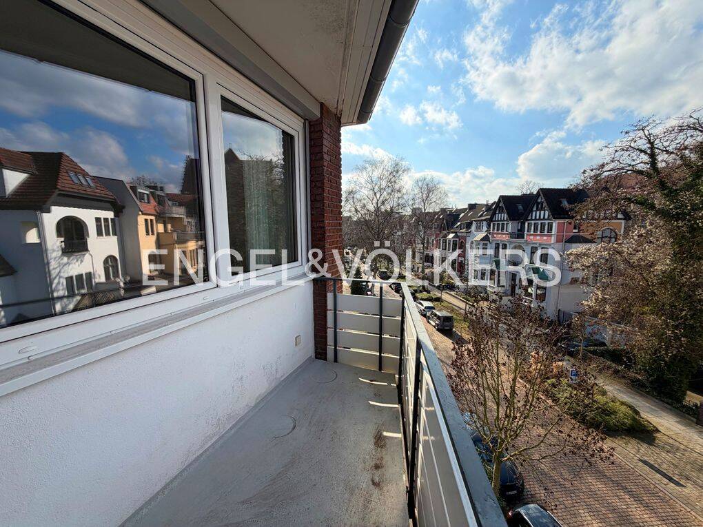 Attraktive, gepflegte Wohnung in der 3. Etage mit drei Balkonen und hochwertiger Küchenausstattung – Bremen – Vorschaubild 8