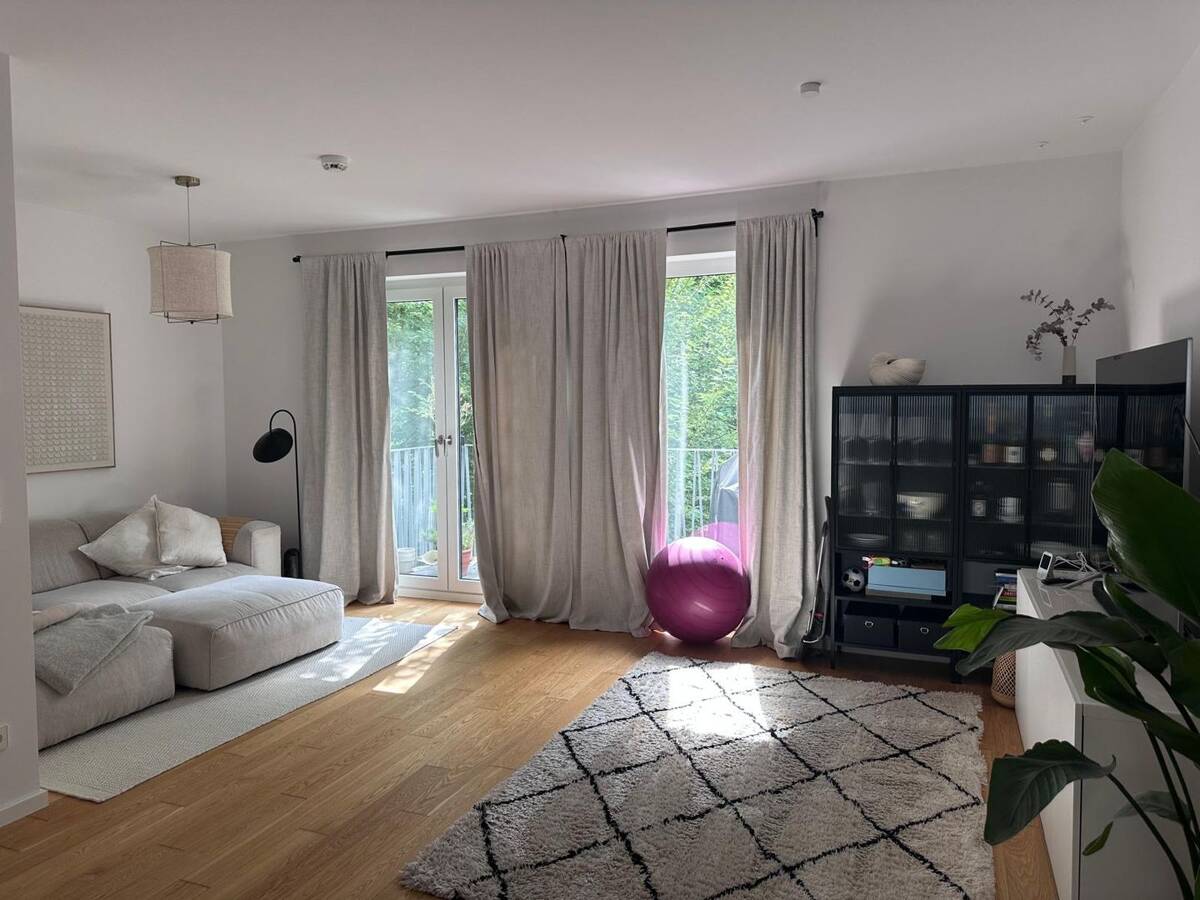 Moderne 3-Zimmer-Wohnung mit Balkon und Einbauküche in Barmbek – 22309 Hamburg – Bild 1 von 9