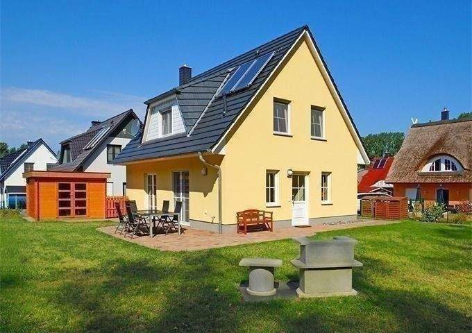 Ferienhaus mit 4 Schlafzimmer großes Grundstück Sauna zwei Bäder zum SCHNÄPPCHENPREIS