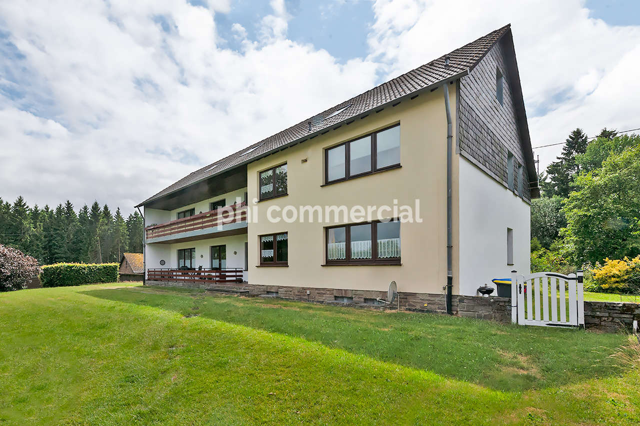 PHI AACHEN - Anlagetraum in der Eifel! Idyllisches Vierfamilienhaus in Monschau! – Monschau – Bild 1 von 4