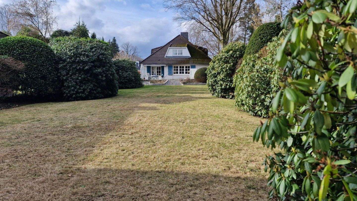 Repräsentative Villa in sehr guter Wohnlage in Hamburg-Wellingsbüttel – Hamburg – Bild 1 von 5