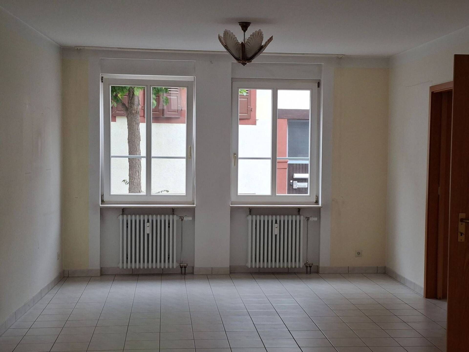 Mehrfamilienhaus in 76646 Bruchsal mit 270 m² kaufen