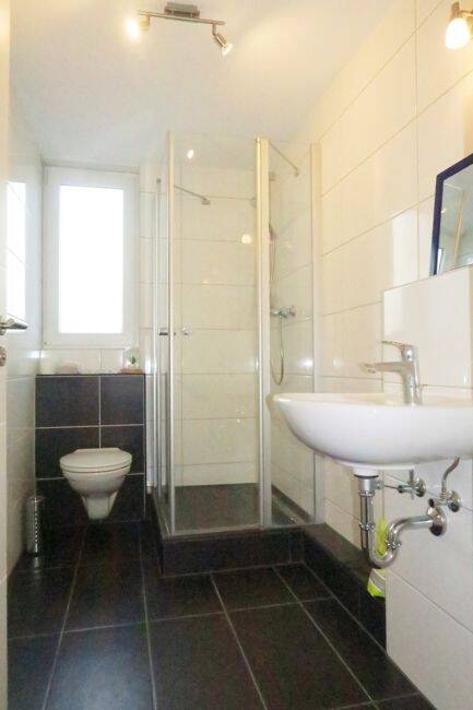 Neuwertige 2 Zi-Wohnung - Nähe Stadtgarten – Pforzheim – Vorschaubild 8