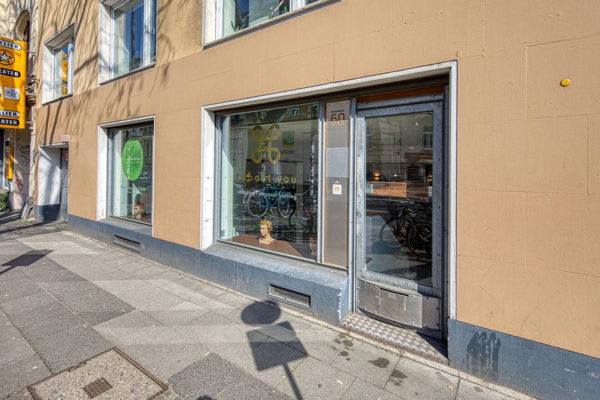 Souterrainwohnung in 50674 Köln mit 168 m² kaufen