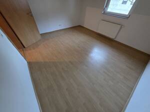 Modernes 3-Zimmer-Apartment zur Miete in Bad Urach – 72574 Bad Urach – Vorschaubild 6