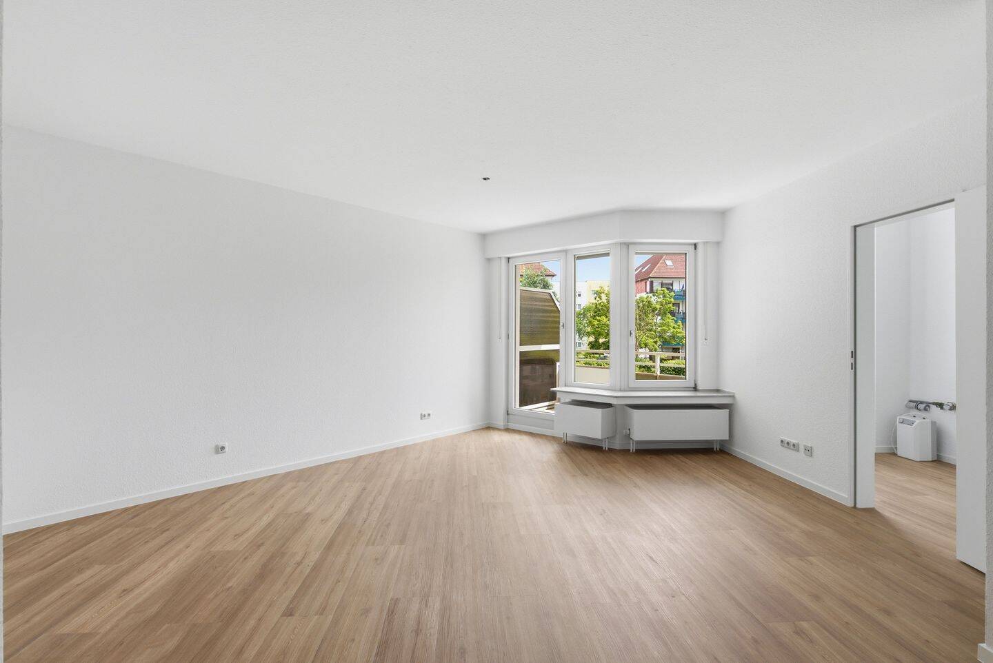 Neu am Markt: Helle 3-Zimmer-Wohnung mit Balkon und Tiefgaragenstellplatz in Leipzig-Heiterblick! – Leipzig – Vorschaubild 4