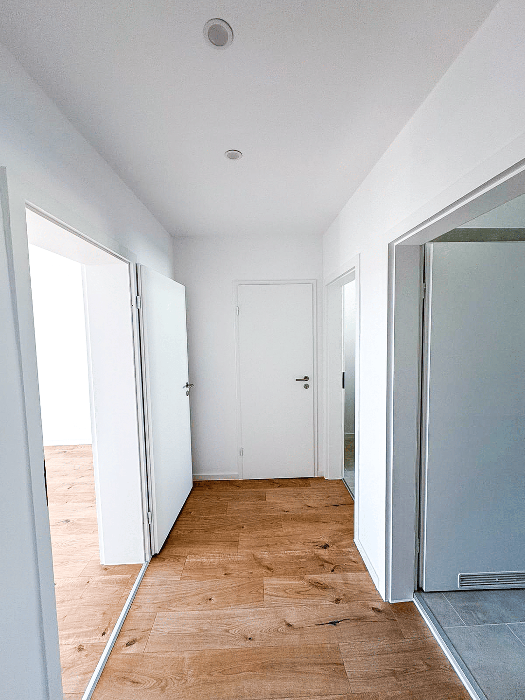 *1. Monat Kaltmietfrei* Hochwertig renovierte Wohnung inklusive EBK! – Leipzig – Vorschaubild 5
