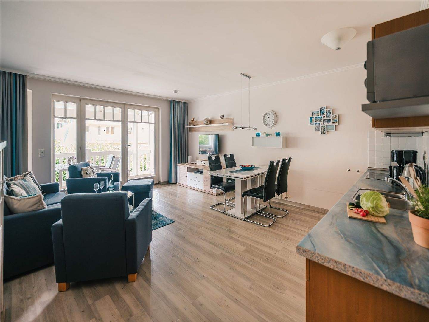Neuwertiges, modernisiertes Komfort-Plus-Apartment - elegant am Parkrand, nahe dem Meer – Binz – Vorschaubild 4