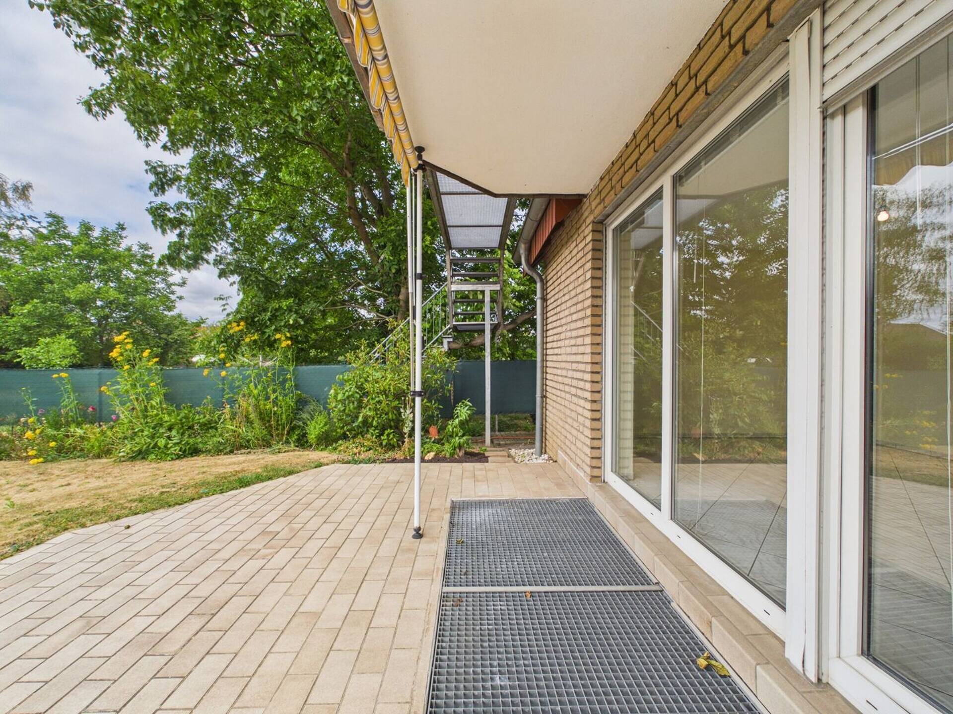 Erdgeschosswohnung in 53919 Weilerswist mit 90 m² kaufen