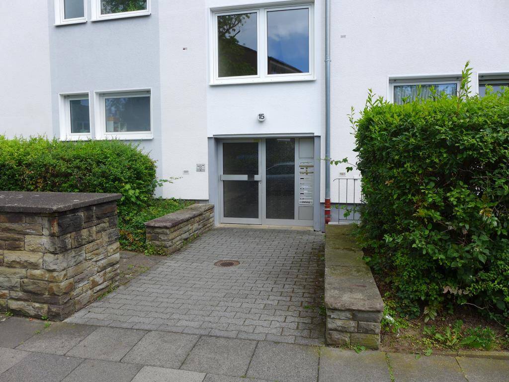 Bonn Alt-Tannenbusch. vermietete 4 ZKB mit Balkon - 3.OG. - provisionsfrei! – Bonn – Vorschaubild 3