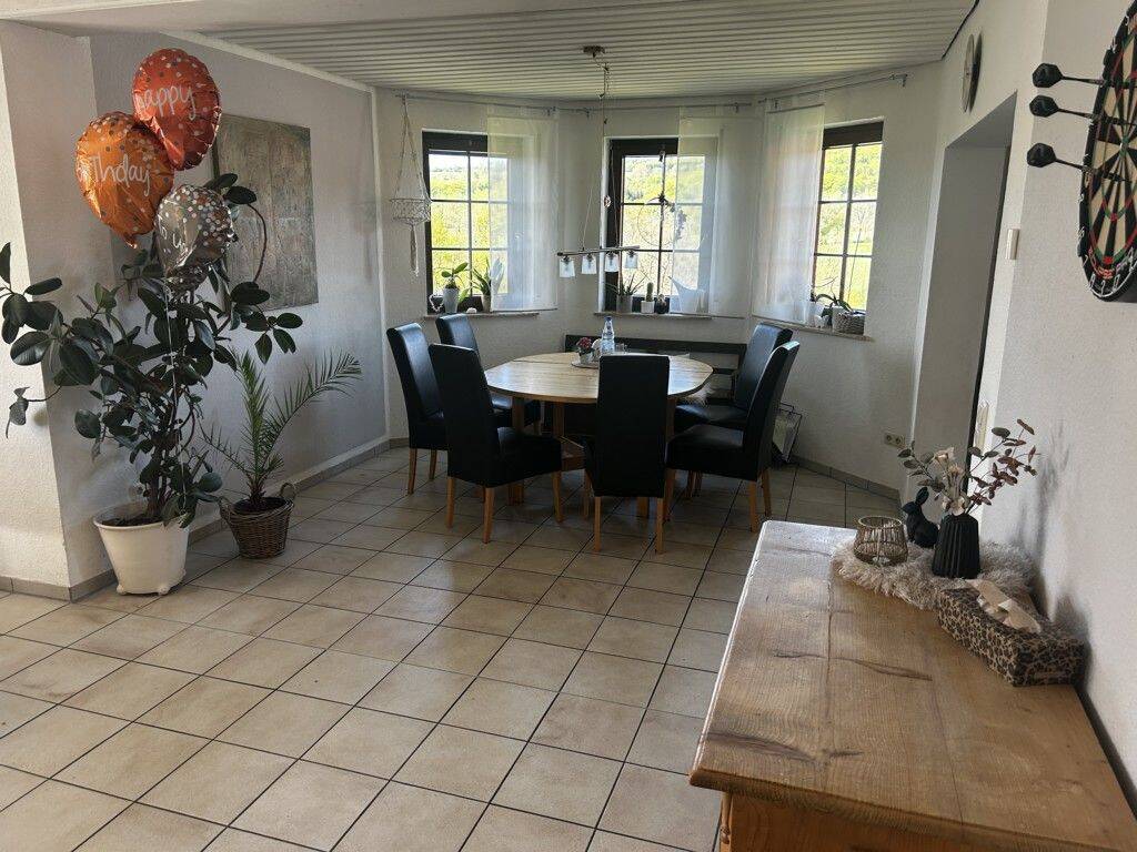 Gepflegtes Einfamilienhaus mit Einliegerwohnung und Fernblick in Burkardroth-Gefäll – Burkardroth – Vorschaubild 8
