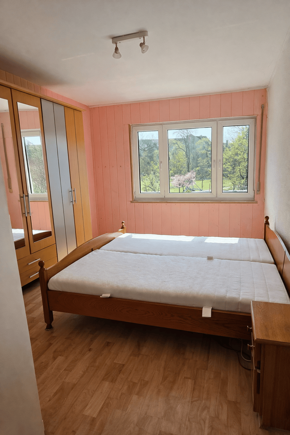 Stadtlage trifft PARKBLICK – Helle Wohnung mit Ausblick in den Park – Nürnberg – Vorschaubild 8