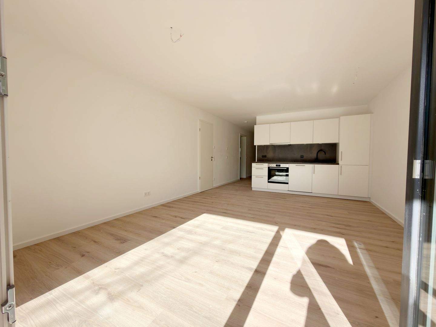 Exklusive 3-Zimmer-Neubauwohnung mit hochwertiger Ausstattung ~ Erstbezug ~ Tiefgarage ~ Aufzug ~ Sofortbezug – Nürnberg – Vorschaubild 4