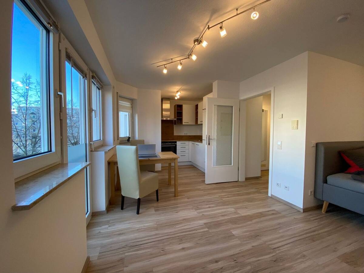 Hochwertige, möblierte 1-Zimmer-Wohnung inkl. TG-Stellplatz in Nürnberg – 90425 Nürnberg – Bild 1 von 9