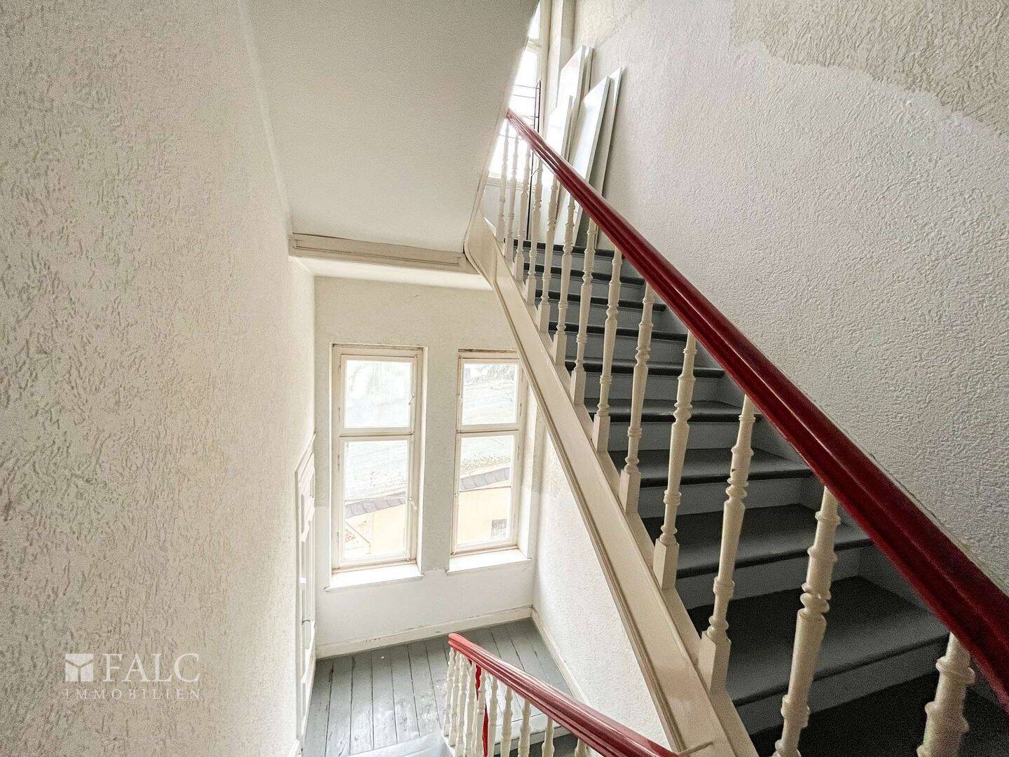 W - Arrenberg | Altbauperle mit Denkmalschutz **ca. 8,5 % SOLL-Rendite** – Wuppertal – Vorschaubild 4