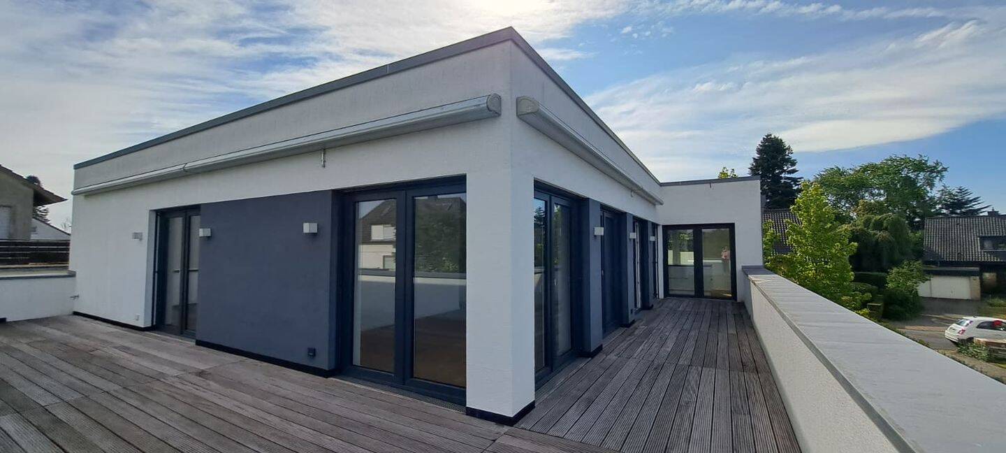 Außergewöhnlich in Bünde-Ennigloh - dieses große Penthouse mit Designerküche lässt keine Wünsche offen