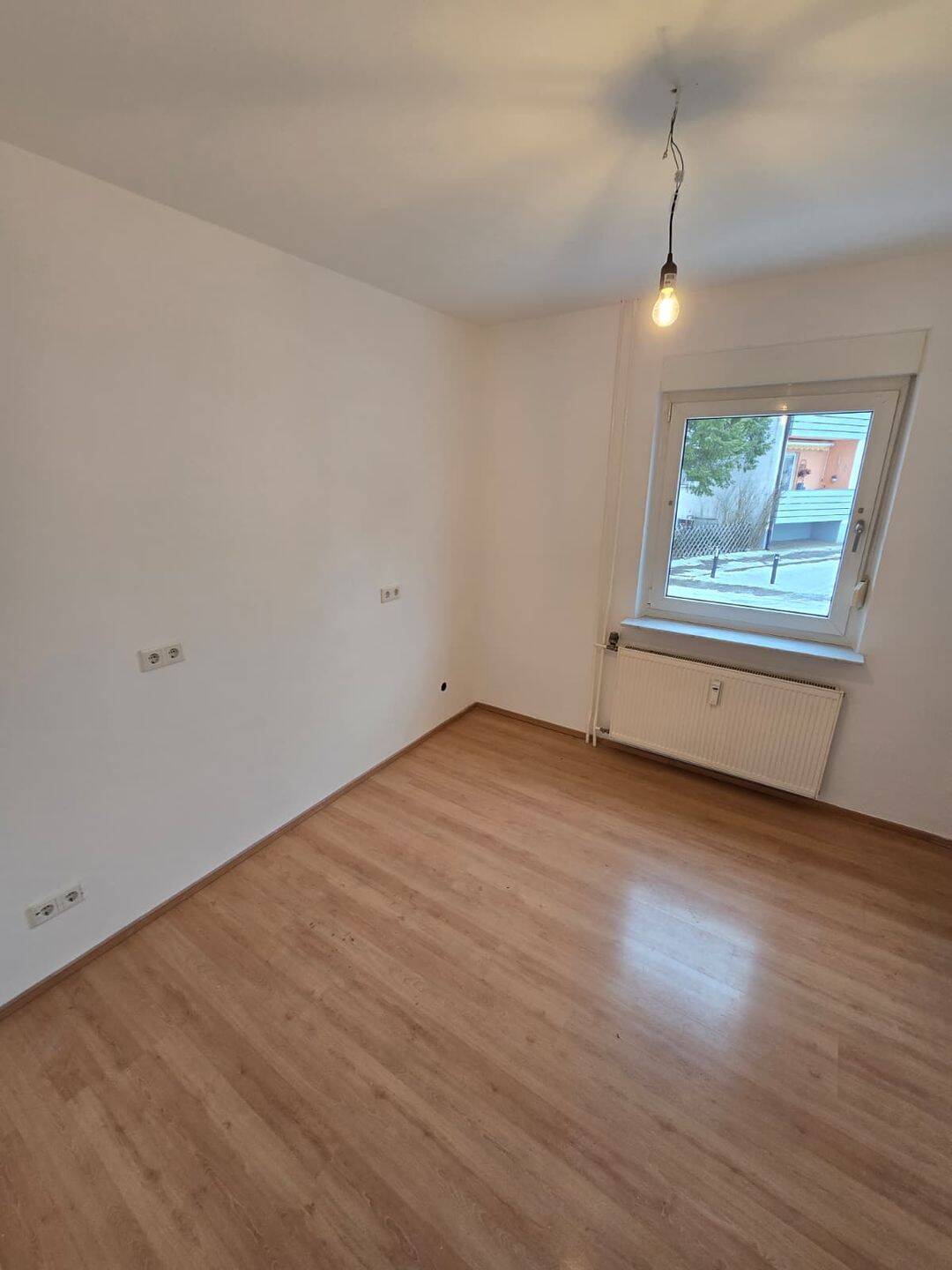 3-Zimmerwohnung im EG mit Küche(NEU), Garten, Garage und Keller – Nürnberg – Vorschaubild 5