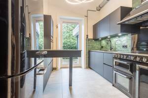 Stilvolle Stadtvilla in Bestlage - großzügig & vielseitig – 23568 Lübeck – Vorschaubild 9