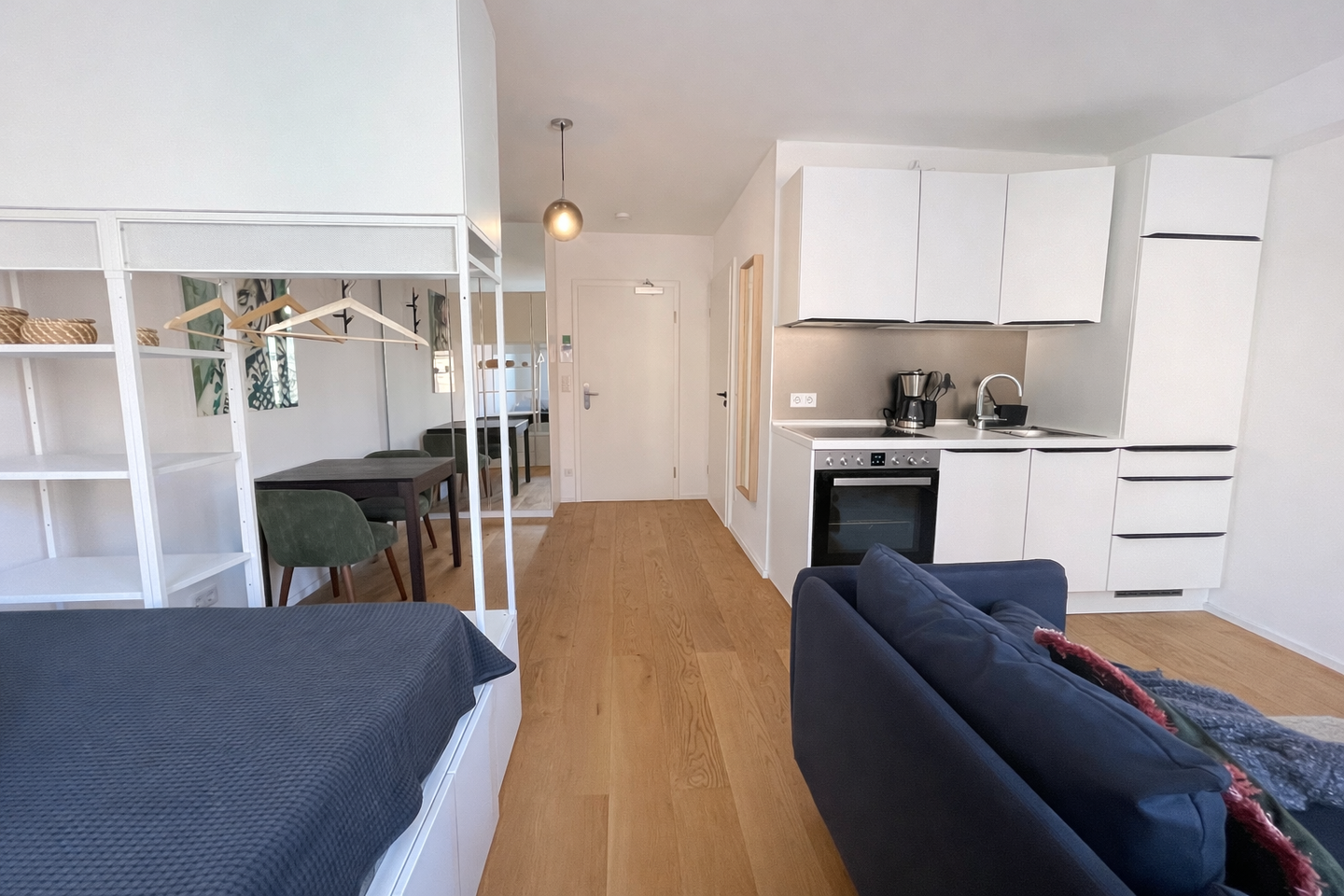 Modernes, voll möbliertes Design-Apartment in St. Johannis WE1 – Nürnberg – Vorschaubild 7