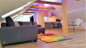 21634 HomeCompany Dresden Möbliert/Furnished Große 3-Zimmer Dachwohnung in Dresden-Dobritz max. 5 Personen