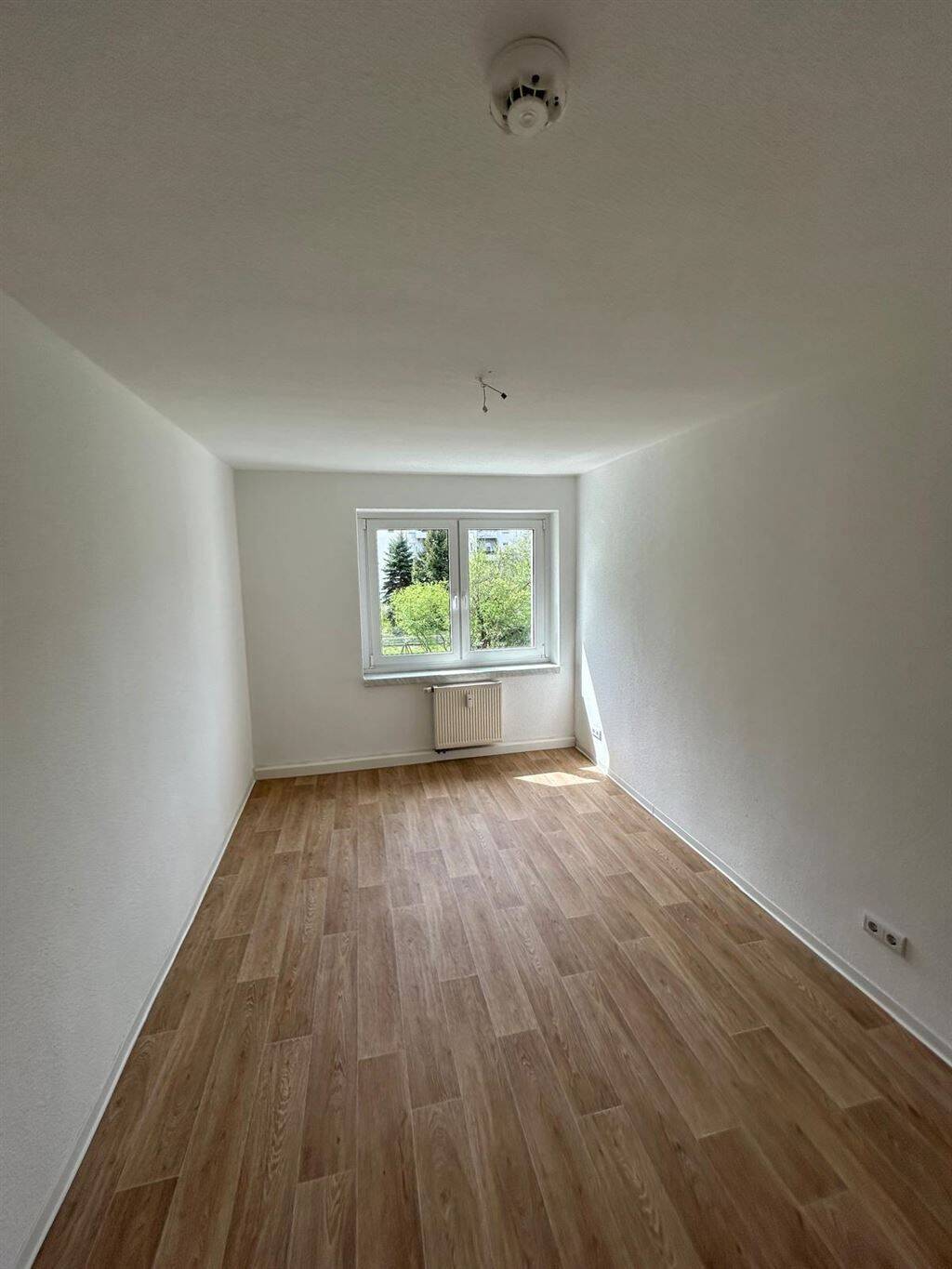 Gemütliche 2-Zimmer mit Balkon und Wannenbad in ruhiger Lage – Chemnitz – Vorschaubild 6