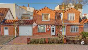 Platz für Ihre Vision | Urige Doppelhaushälfte, in zentraler Lage mit Garage – 23558 Lübeck – Vorschaubild 3