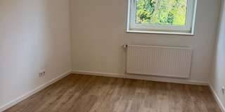 Krefeld-Fischeln / Renovierte 2 Zimmer Wohnung mit Balkon und neuer EBK in zentraler Lage – Krefeld – Vorschaubild 5