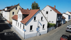 Freistehendes Stadthaus mit sechs Zimmern, Hof, Garage und vielseitigem Nutzungspotenzial – 63073 Offenbach am Main – Vorschaubild 2