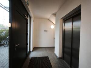 Traumhaft 2-Zimmer Wohnung Perfekte Messe-Lage: Erstklassige Anbindung im Herzen von Frankfurt – 60327 Frankfurt am Main – Vorschaubild 3