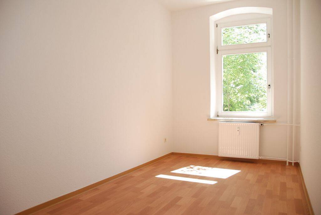3-Raum-Altbauwohnung im Erdgeschoss – Chemnitz – Vorschaubild 4