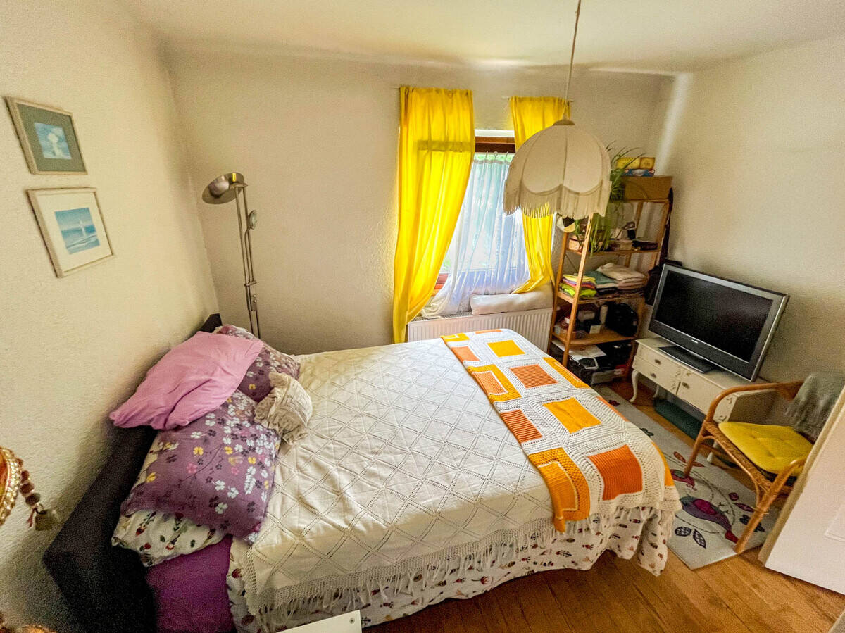 Freistehendes Haus mit Garten und zwei Außen-Stellplätzen – Pforzheim – Vorschaubild 8