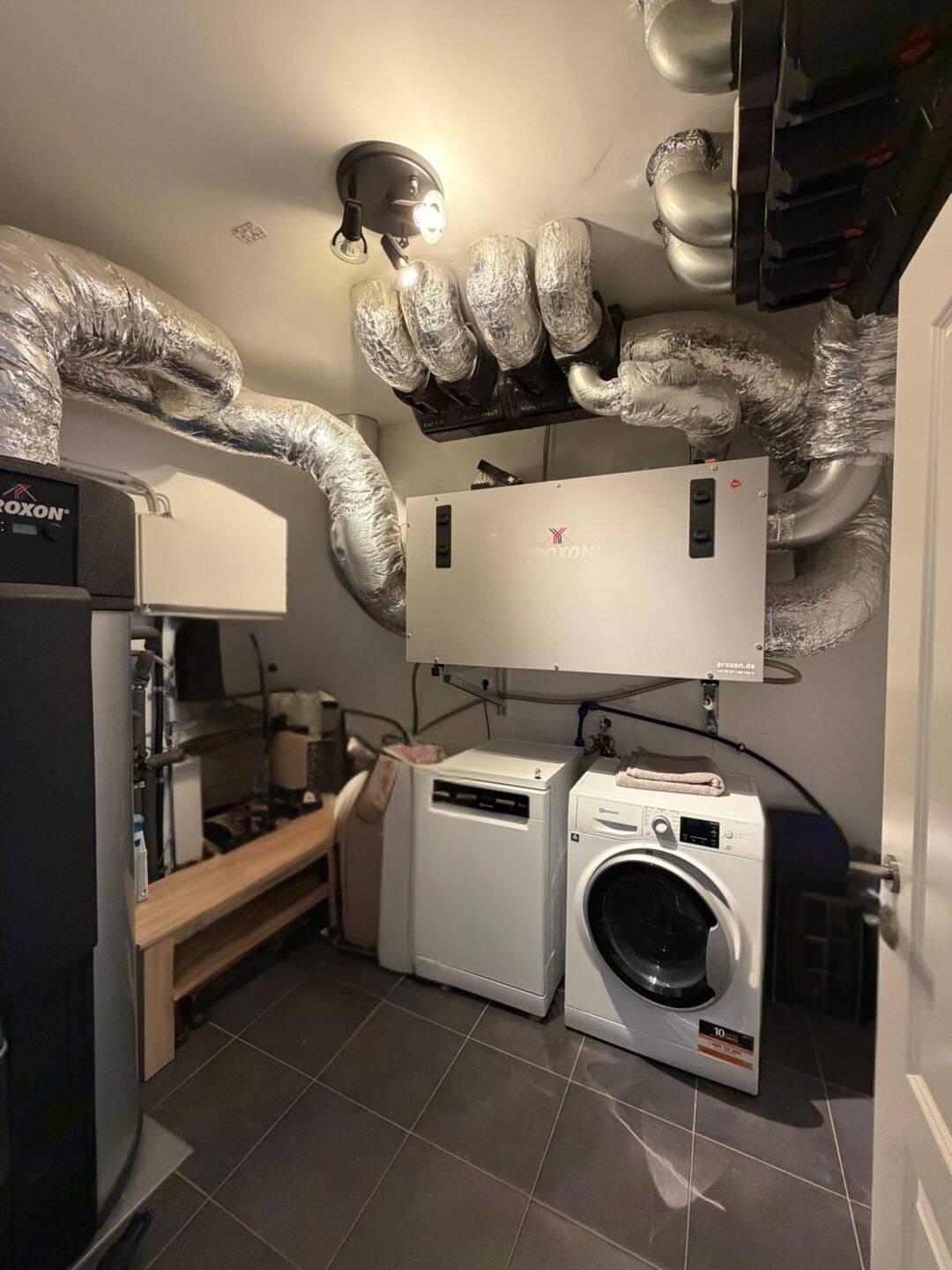Energieeffizientes Fertighaus (Klasse A) mit Wärmepumpe, Pool & Smart Home in Wuppertal-Heckinghausen – Wuppertal – Vorschaubild 4