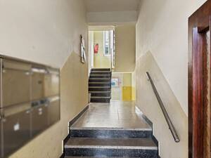 Mehrfamilienhaus im Ensembleschutz in der Würzburger Stadtmitte – 97070 Würzburg – Vorschaubild 4