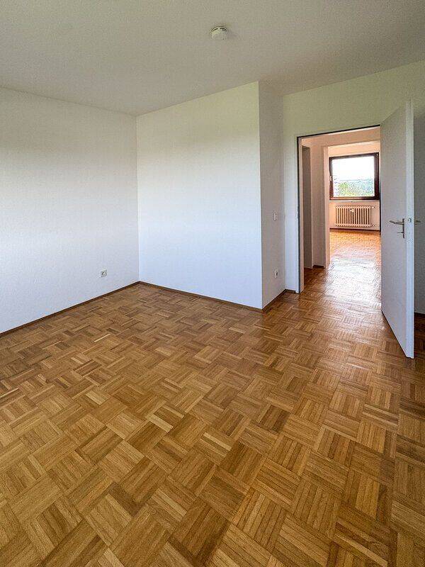 Helle 3 Zi Wohnung in Lengfeld - WG geeignet - mit Balkon – Würzburg – Vorschaubild 2